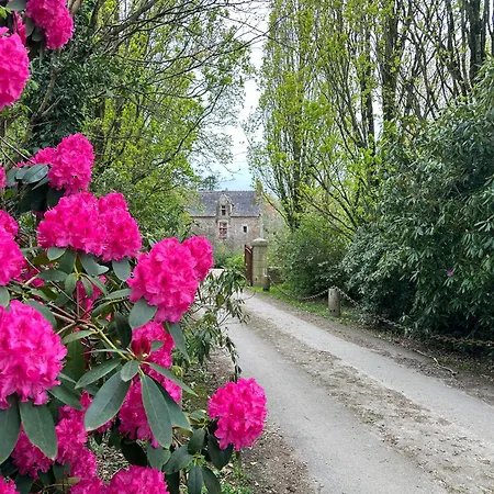 Manoir De Mezedern Hébergement de vacances *