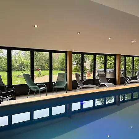 Manoir De Mezedern * Plougonven