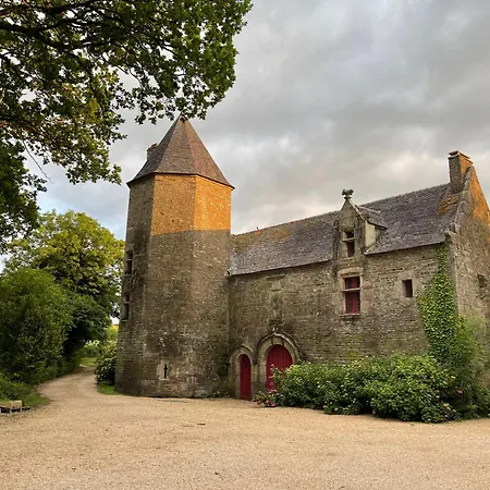 Manoir De Mezedern * Plougonven
